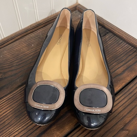 Michael Kors Black and Cream Cap-Toe Flats - Picture 1 of 8